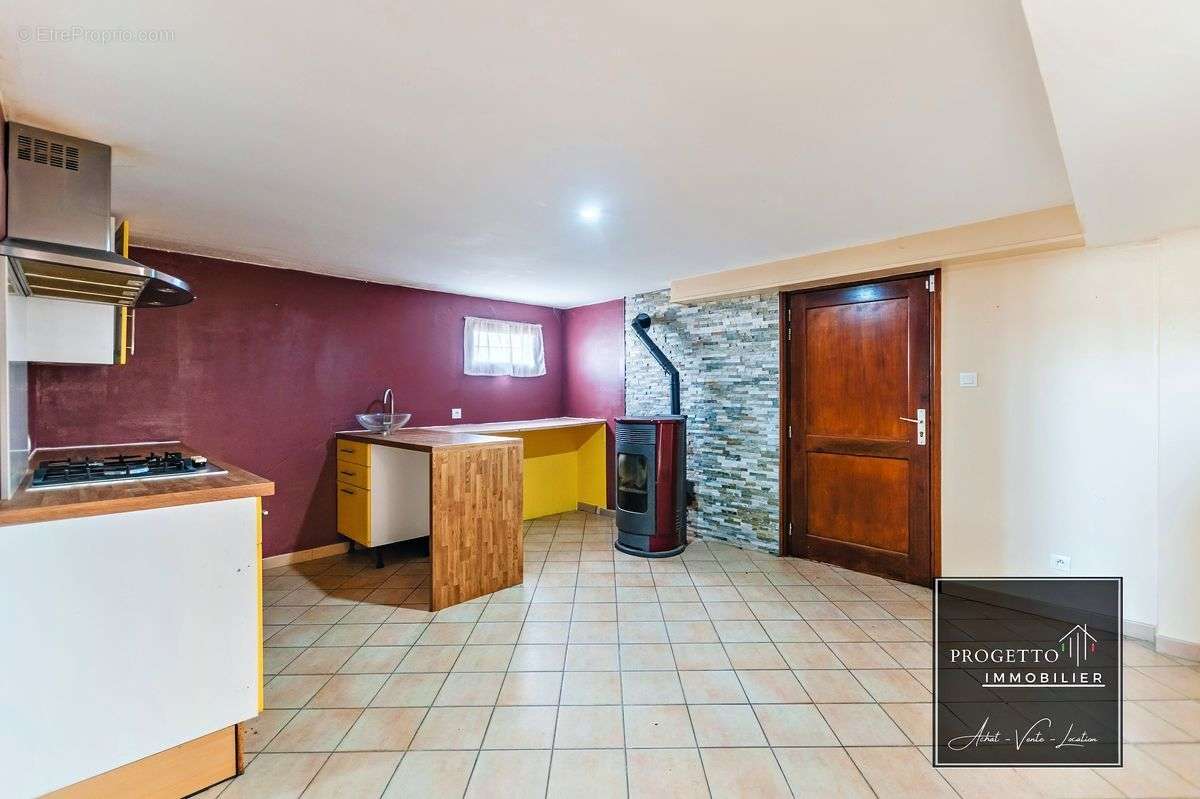 Maison de 205 m2 sur 1500 m2 - photo 5