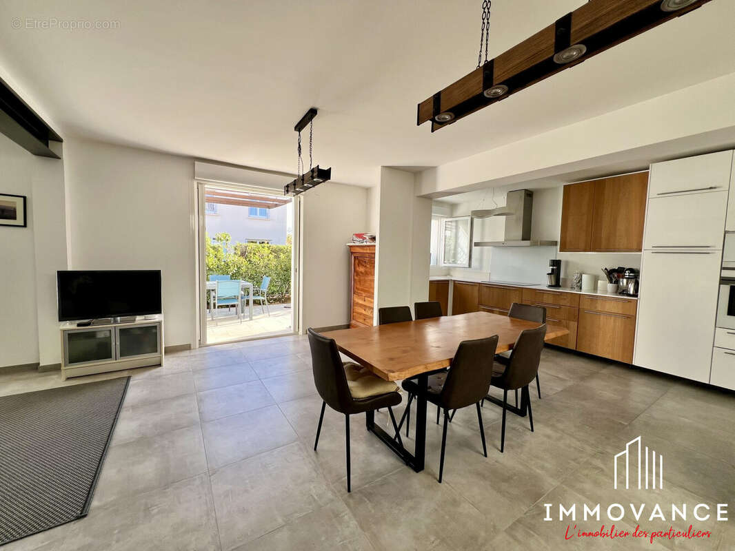 Maison à CASTELNAU-LE-LEZ