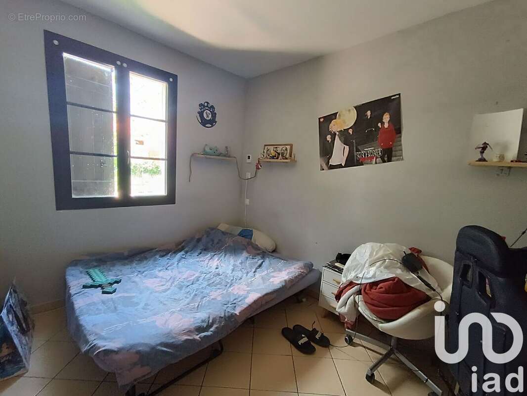 Photo 5 - Maison à SAINT-HILAIRE-DE-LUSIGNAN