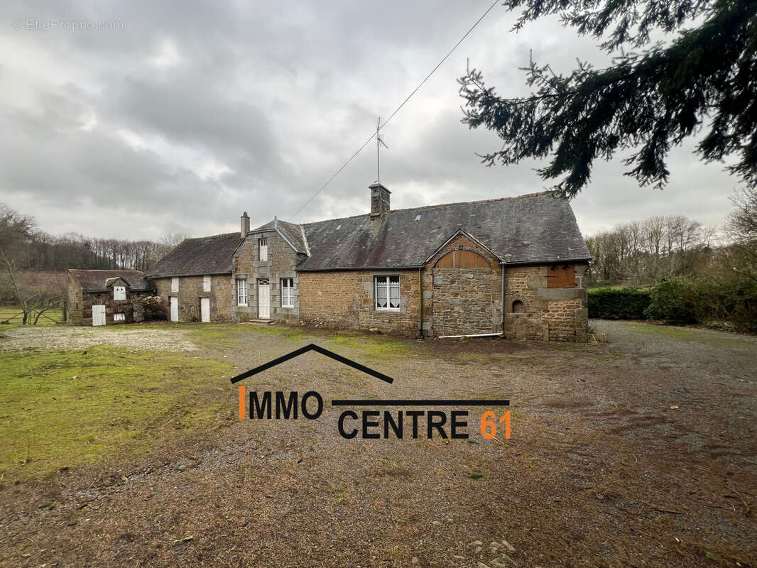 Maison à LA FERTE-MACE