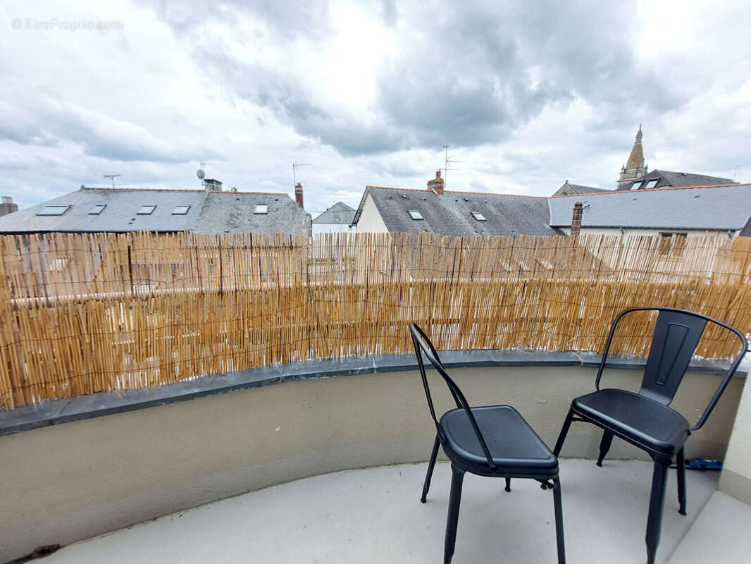 Appartement à MELESSE