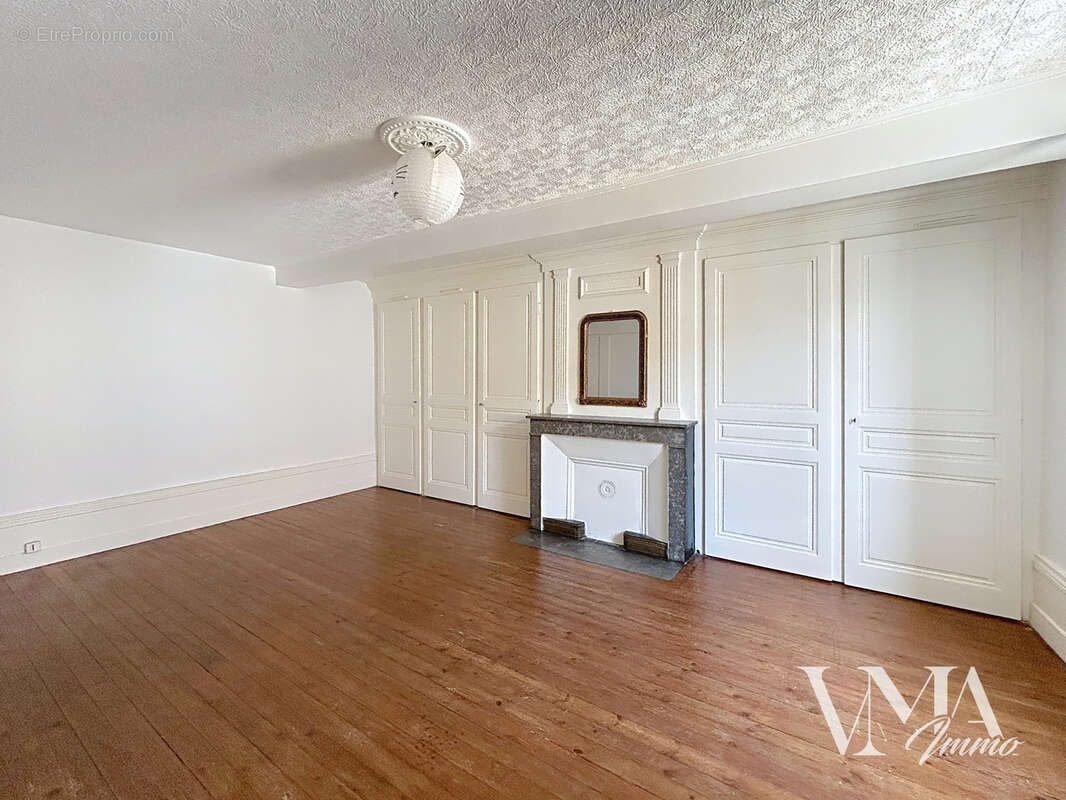 Appartement à CHESSY