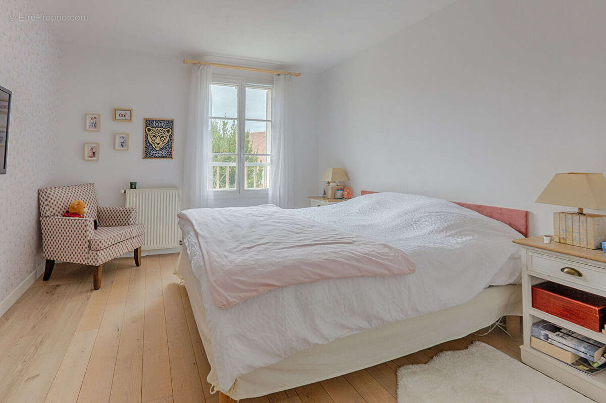 Maison à FONTENAY-LE-FLEURY