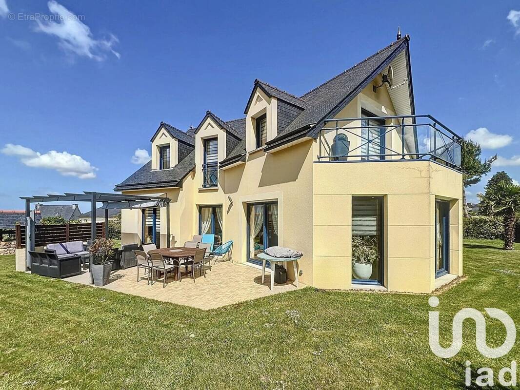 Photo 1 - Maison à HENANBIHEN