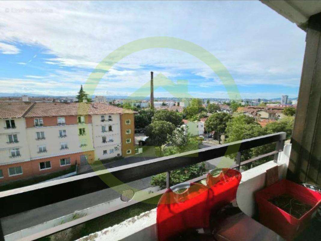 Appartement à SAINT-FONS