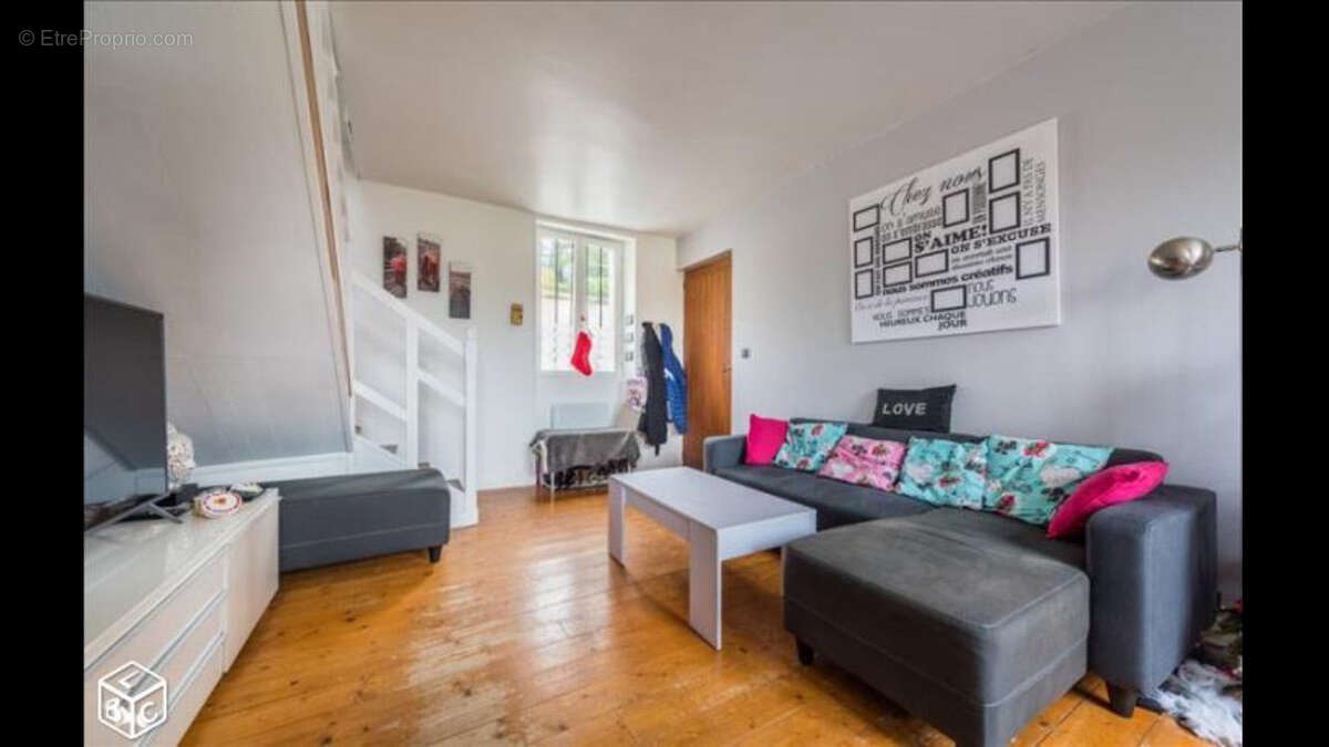 Appartement à AUVERS-SUR-OISE