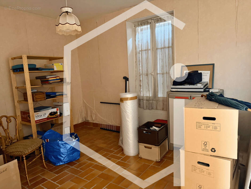 Maison à COSNE-COURS-SUR-LOIRE