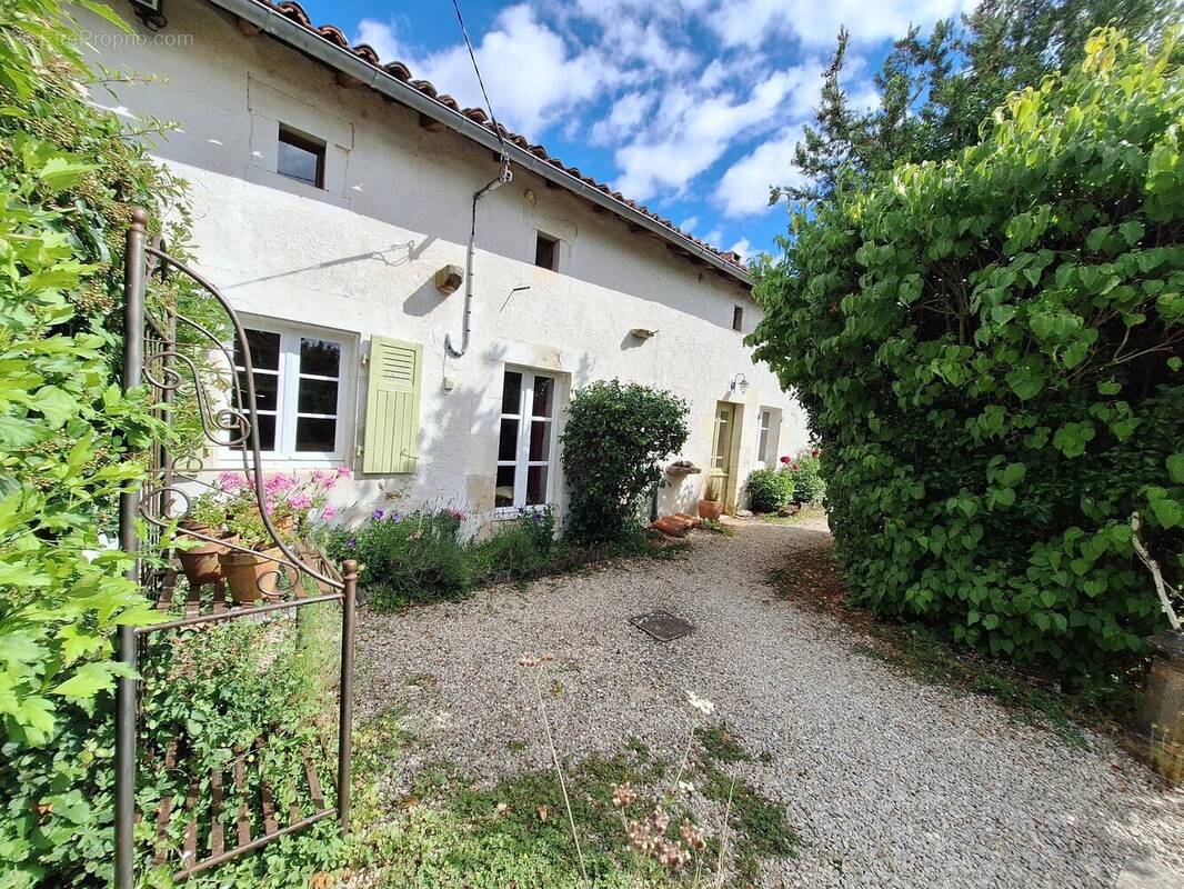 Maison à CIVRAY