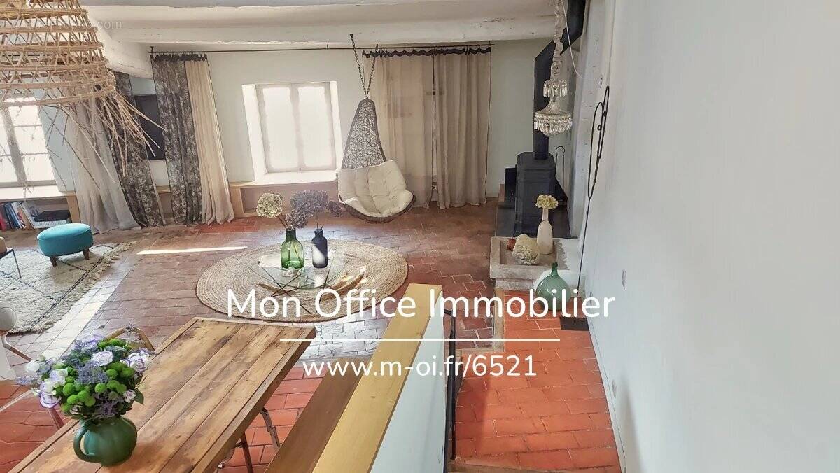 Maison à LOURMARIN