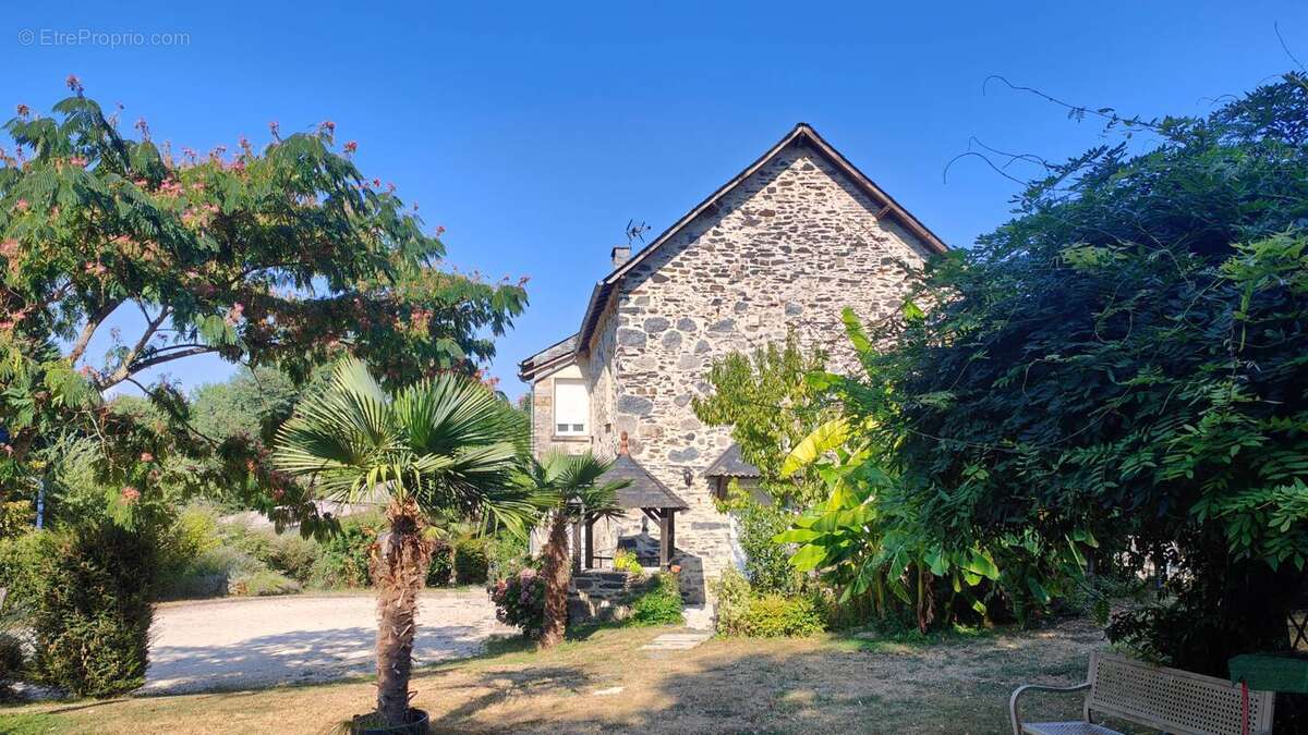 Maison en pierres T7 - 180 m² idéale Grande Famille ou Chambres d'hôtes - photo 32