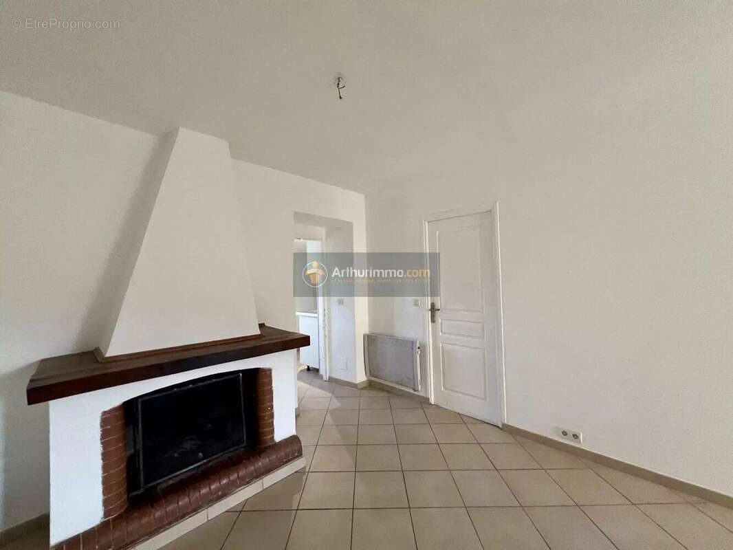 Maison à SAN-MARTINO-DI-LOTA