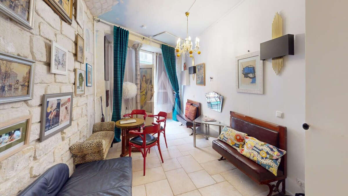 Commerce à PARIS-18E