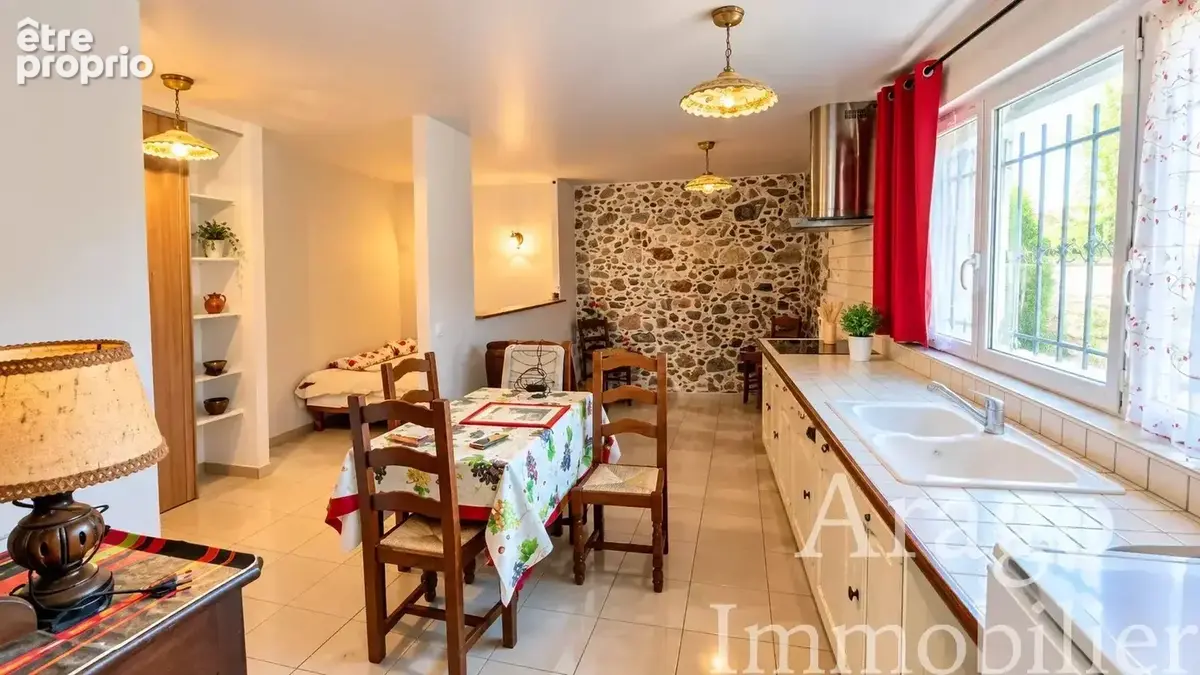 Maison de village composée de 2 appartements - photo 3