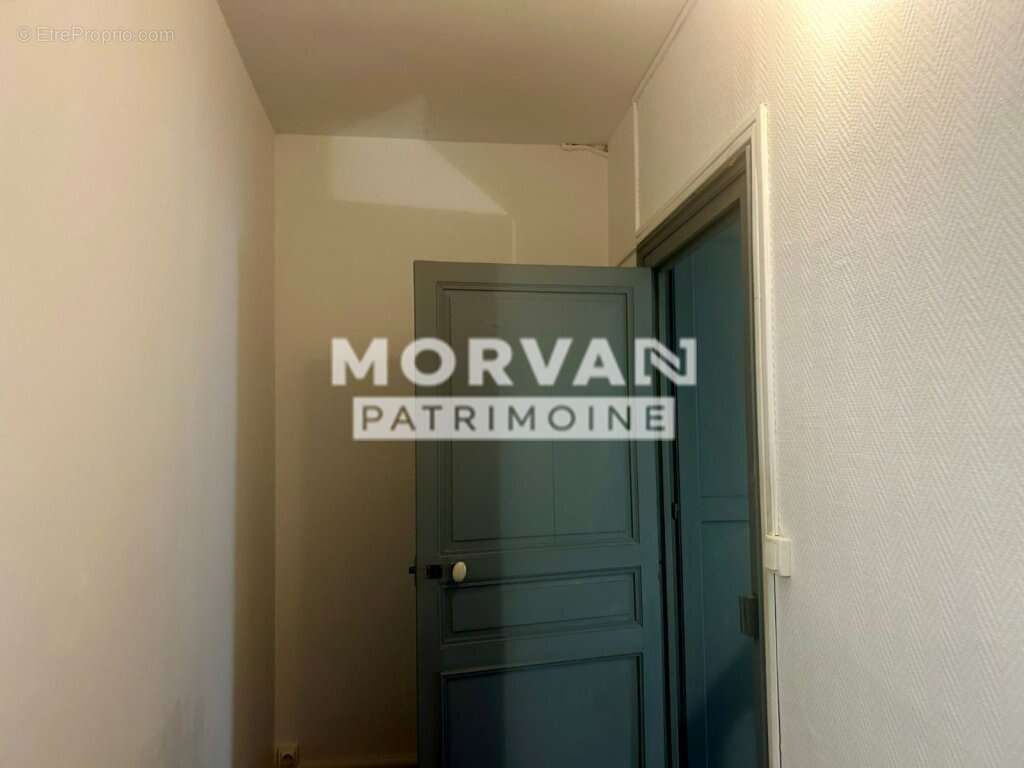 MAISON CENTRE VILLAGE  - 2 logements (1 loué) - 2 garages - Belle prestations !!! - photo 19