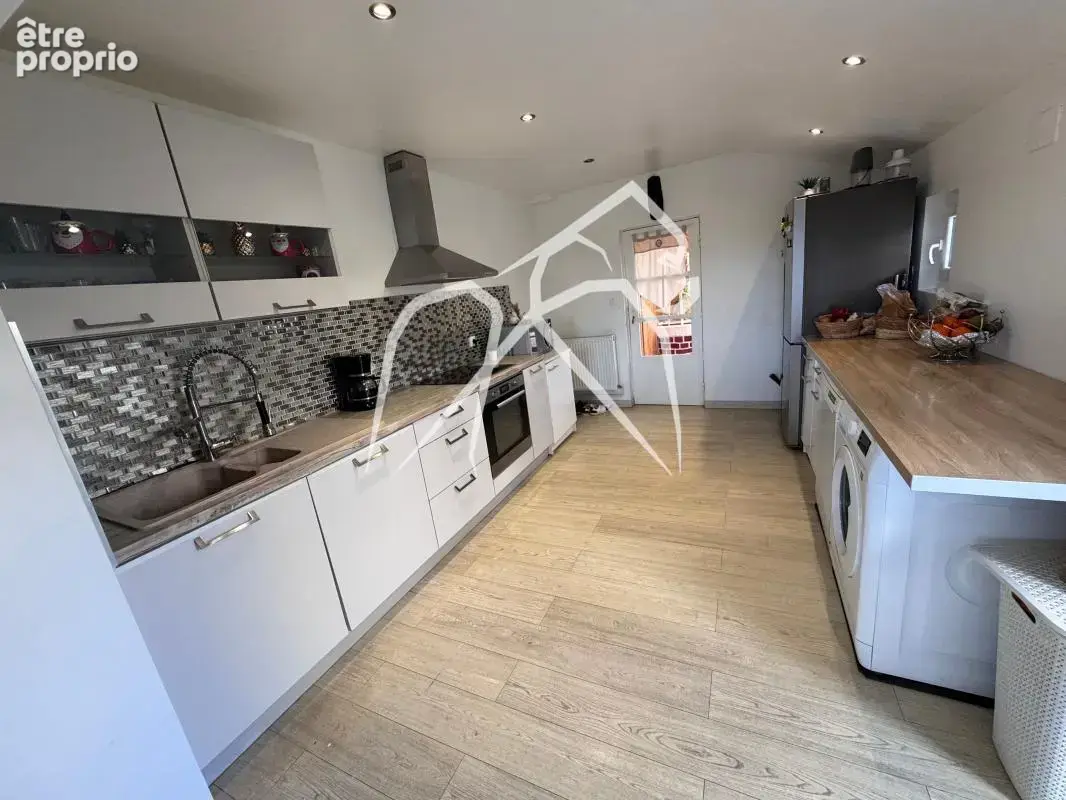 Maison  4 pièces  Saint-Pierre-de-Varengeville  110 m² - photo 5