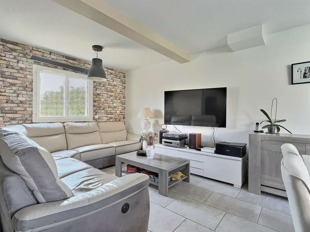 Maison à LA LONDE-LES-MAURES