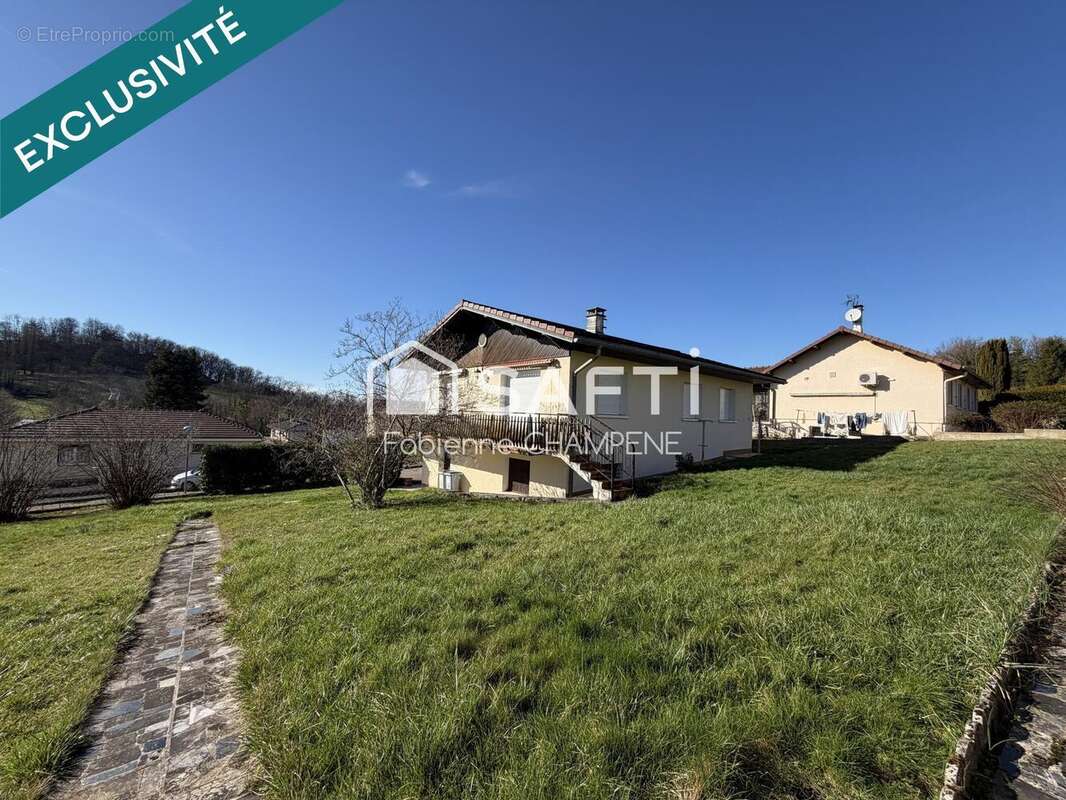 Photo 2 - Maison à MONTMOROT