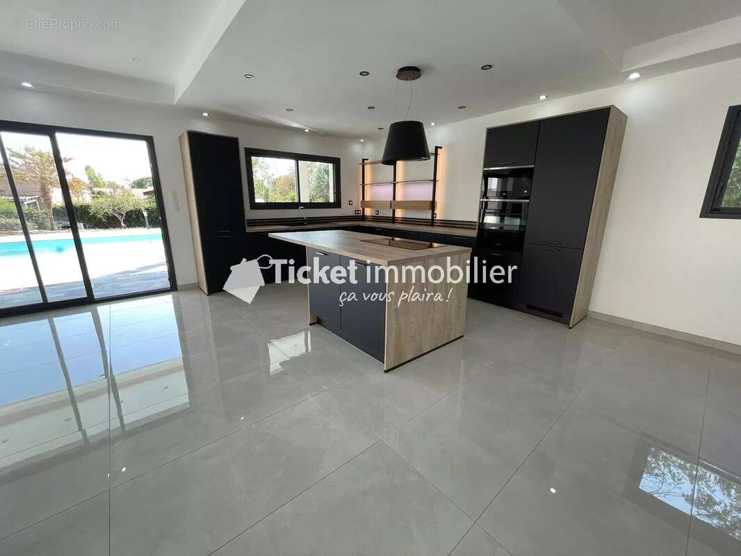  Maison contemporaine d'exception avec piscine - photo 4