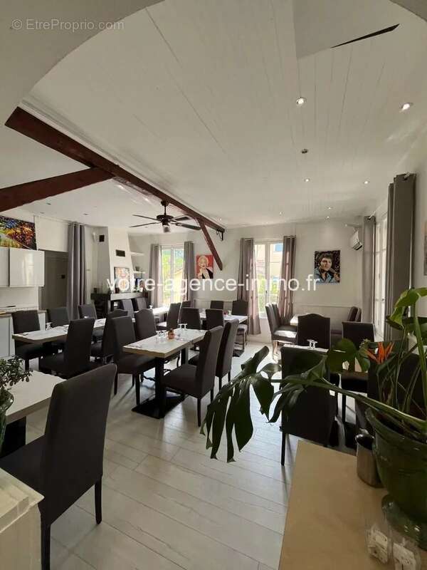 Commerce à COLOMARS