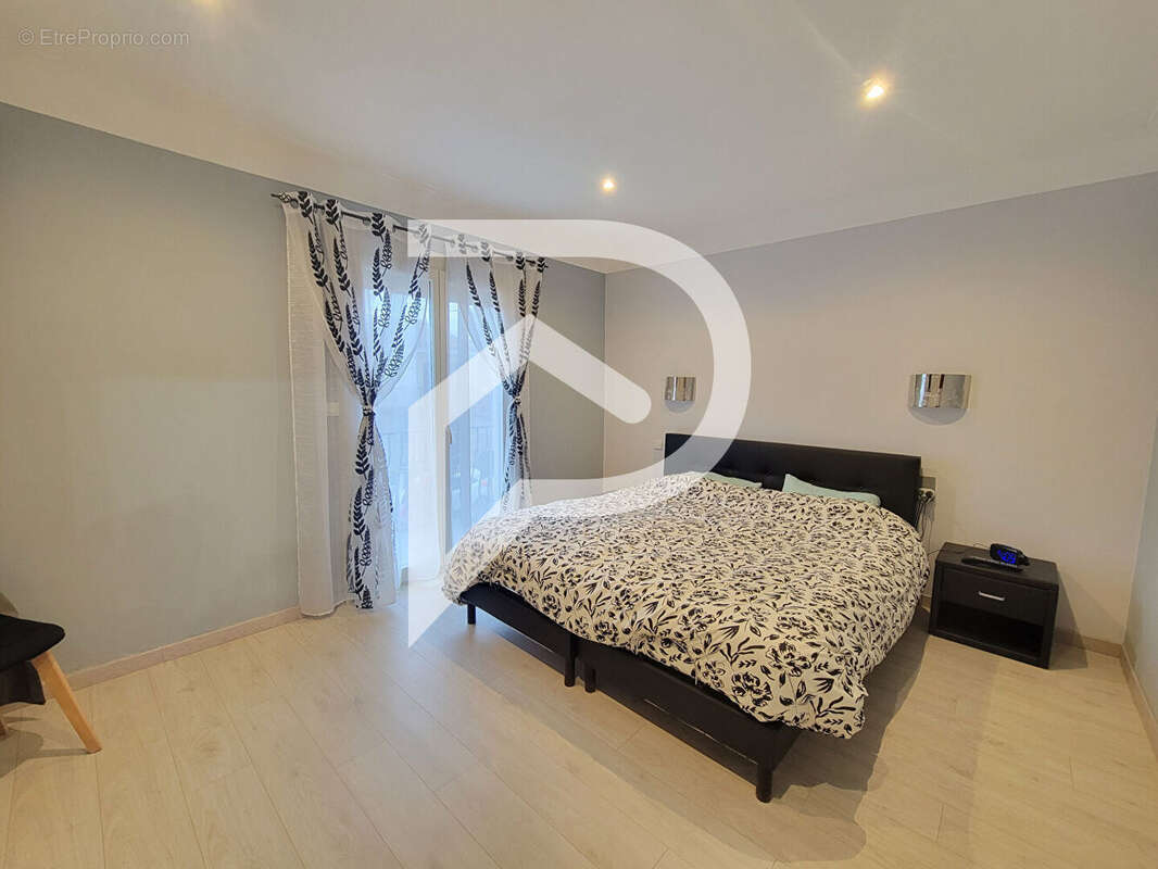 Maison à LATOUR-BAS-ELNE