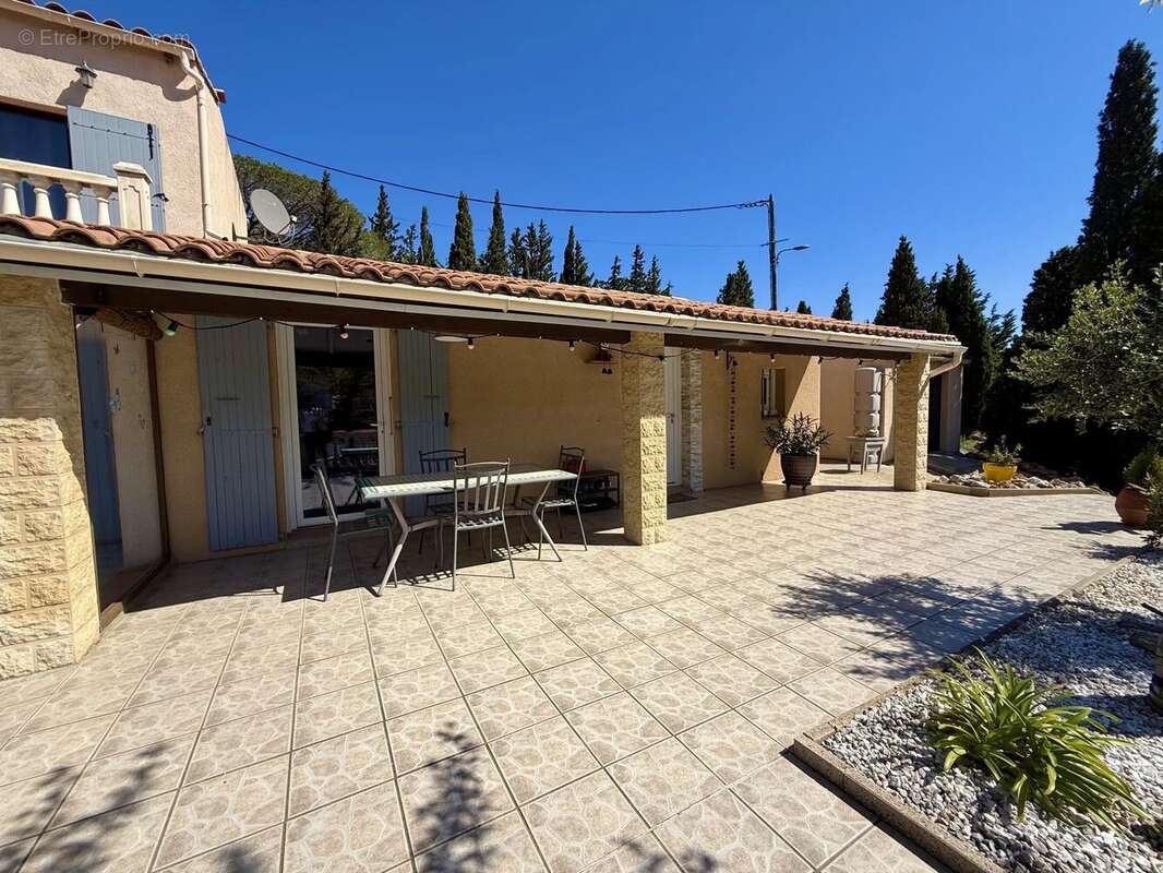 Maison à TREILLES