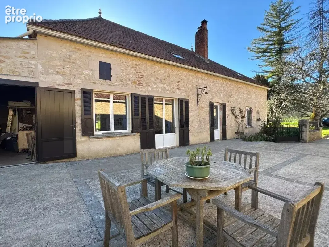 Belle propriété de campagne avec piscine sur 3.7 ha de terrain - photo 27