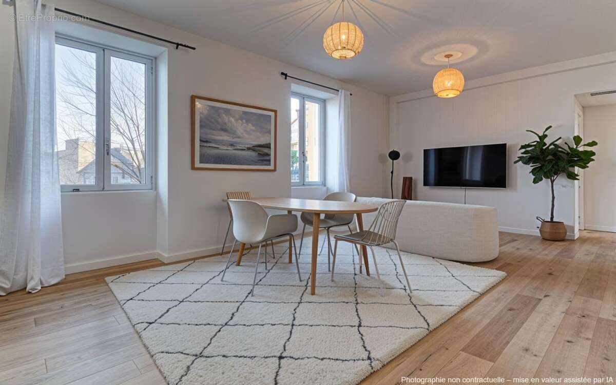 Appartement à SAINT-LAURENT-DU-VAR