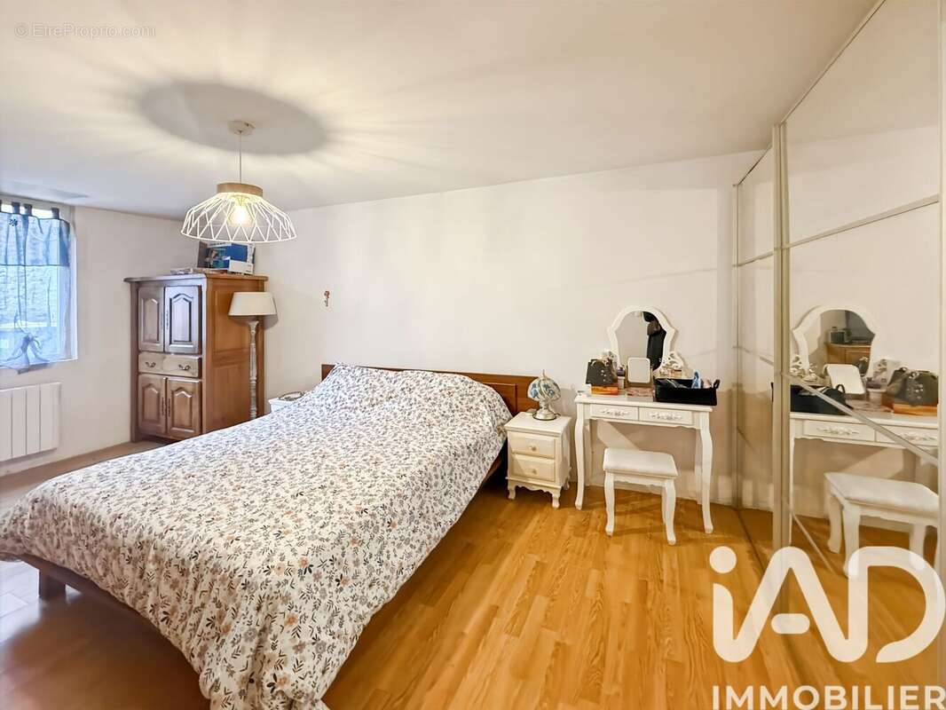 Photo 7 - Maison à SAINT-SEROTIN