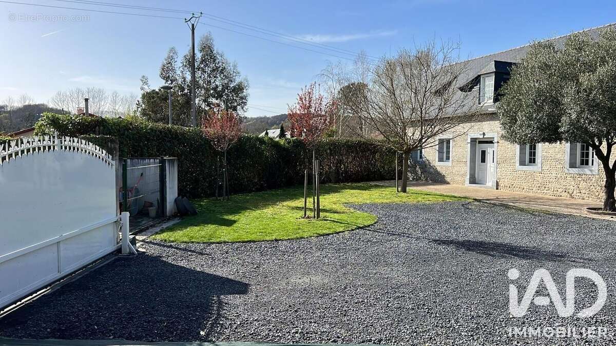 Photo 2 - Maison à TARBES