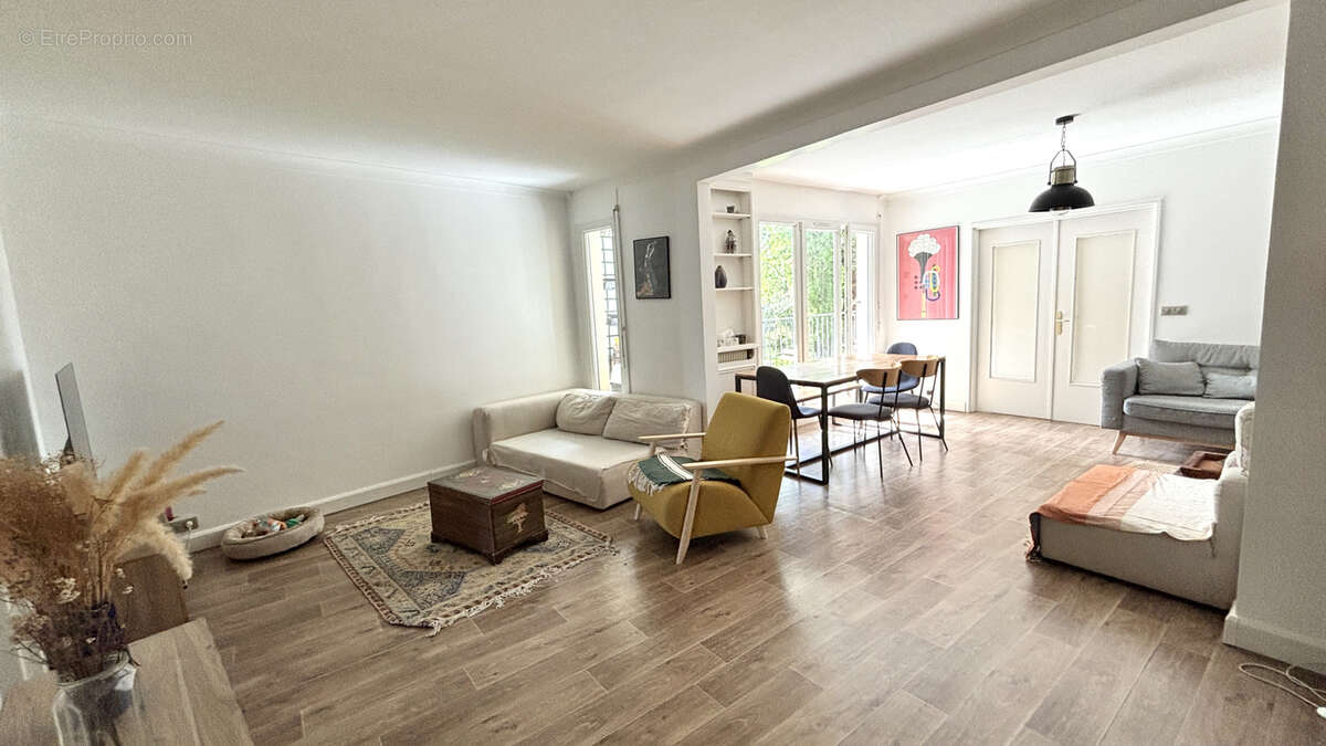Appartement à SAINT-GRATIEN