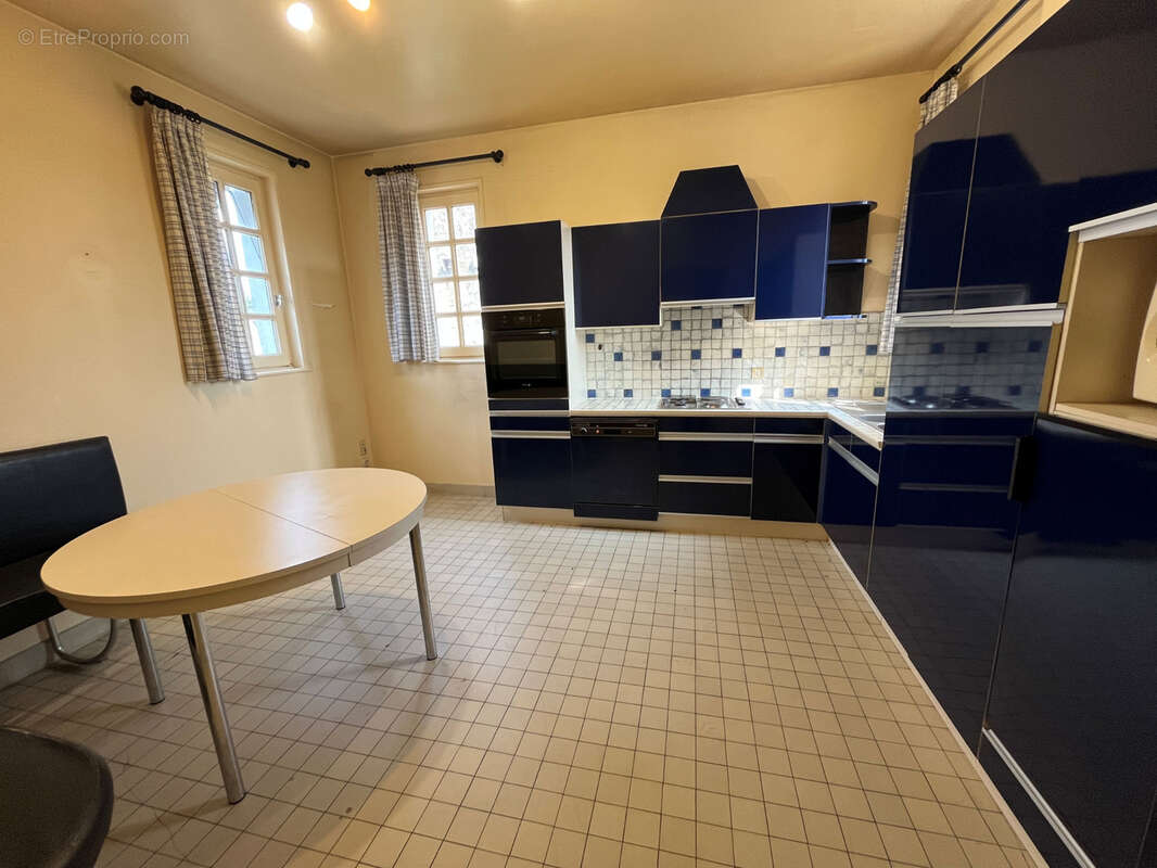 Cuisery :Grande villa avec piscine - photo 13