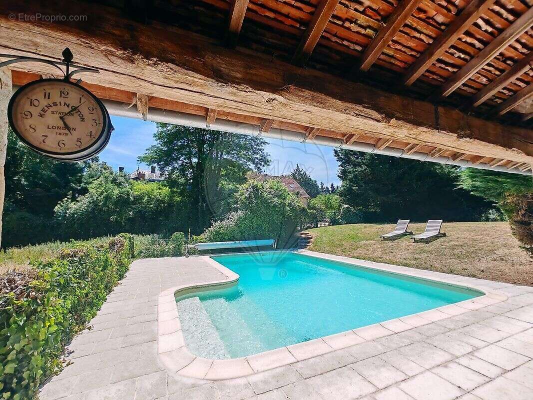 Maison à CERILLY