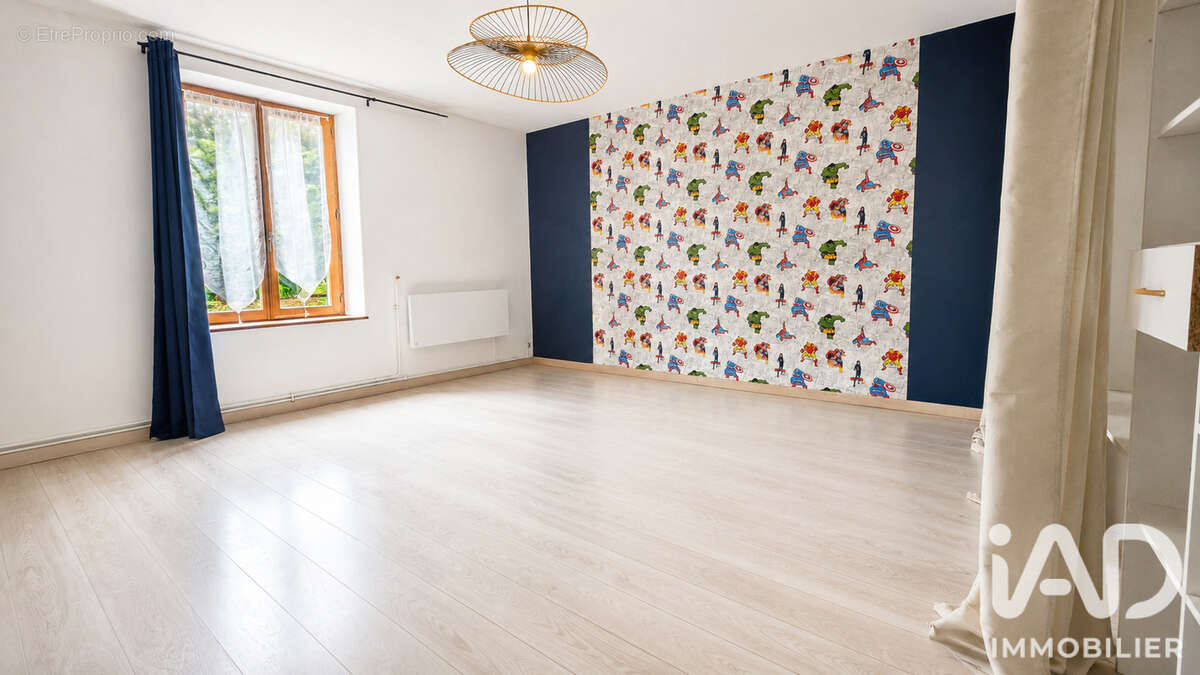 Maison 140 m² à Balan  - photo 6