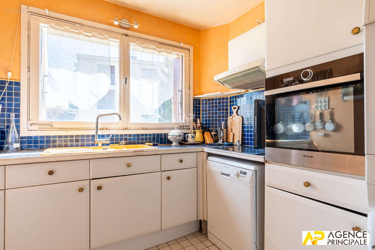Appartement Maisons Laffitte 4 pièce(s) 98.76 m2 - photo 5