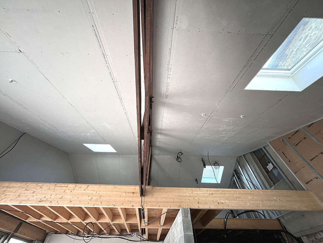 Maison de ville de 190 m² avec garage et patio - photo 4