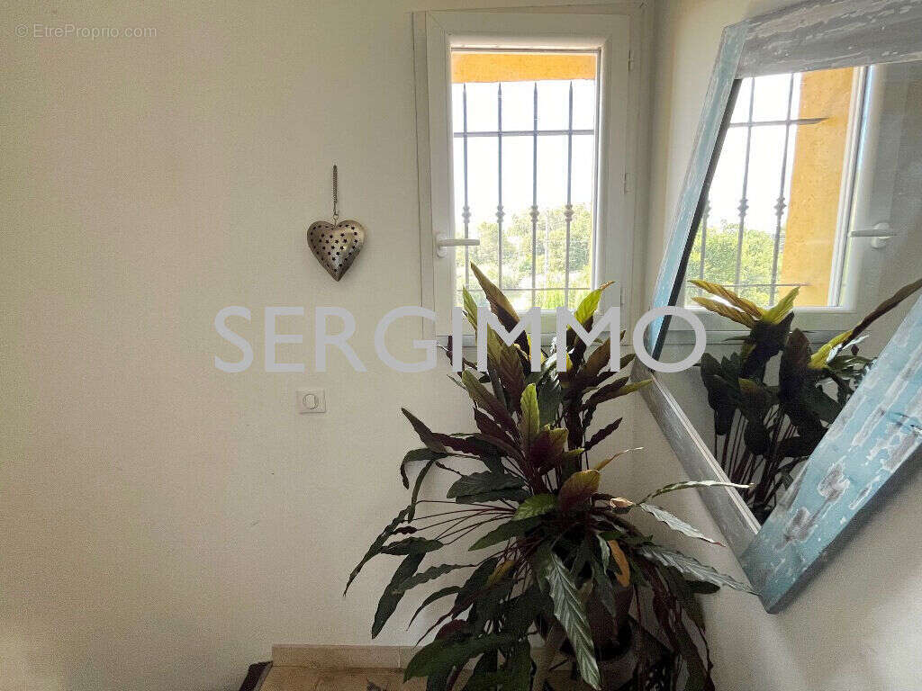 Maison à MONTAUROUX