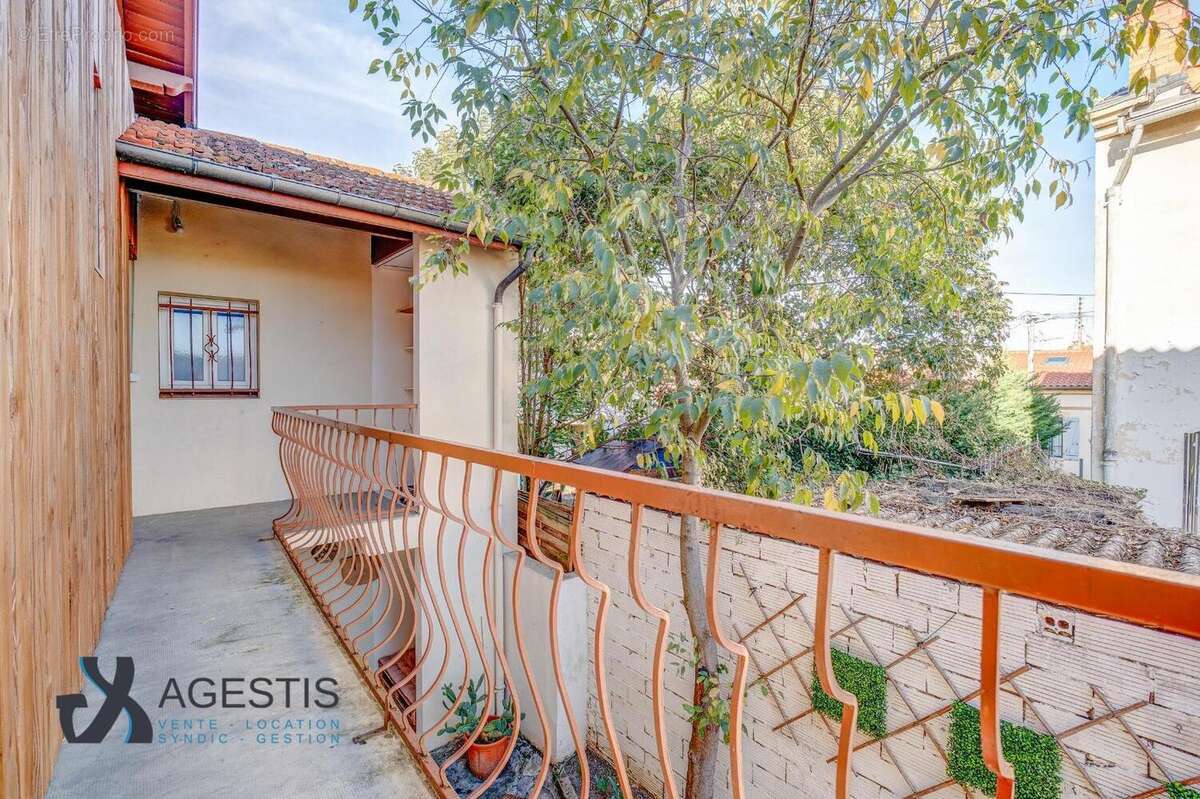   - Appartement à TOULOUSE