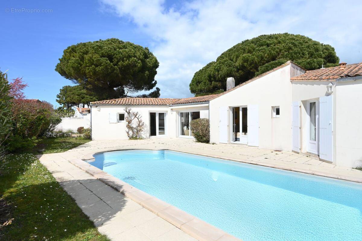 Maison à LA COUARDE-SUR-MER