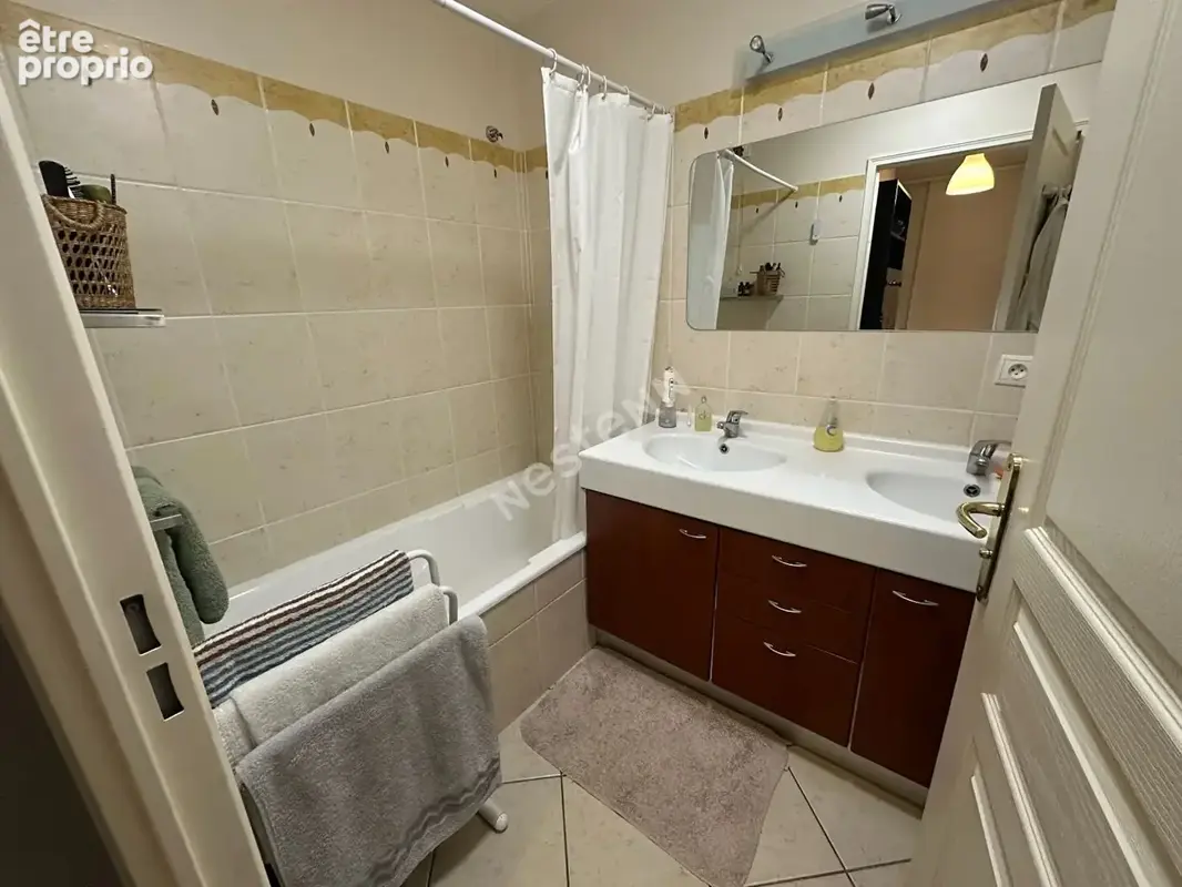 Appartement T3  83.34 m2, GRATTE-CIEL Villeurbanne , 2 chambres, balcon - photo 9
