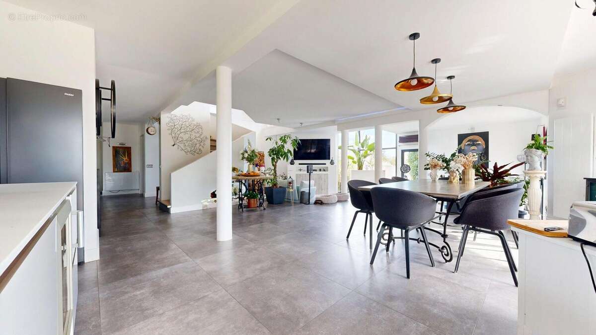 Maison à FRANCHEVILLE