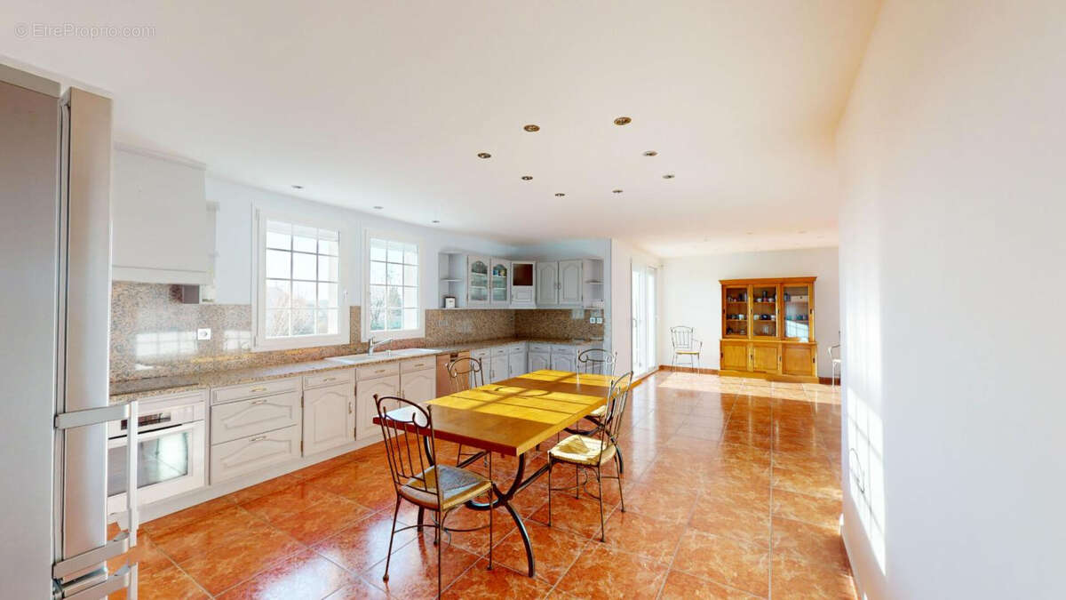 Maison à ROZAY-EN-BRIE