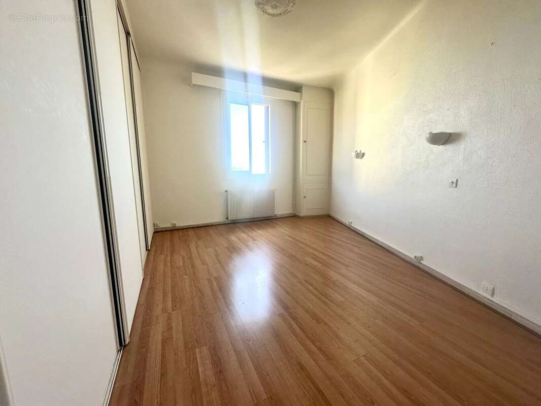 Appartement à CAP-D'AIL