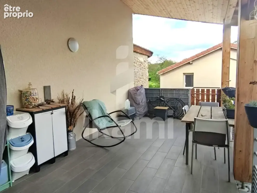 Appartement T4 rénové 86 m2 - Génissieux - photo 9