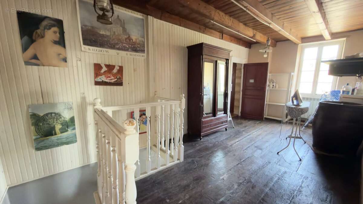 Maison en pierre à Berson - photo 18