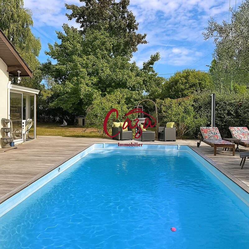 Maison à SALLEBOEUF