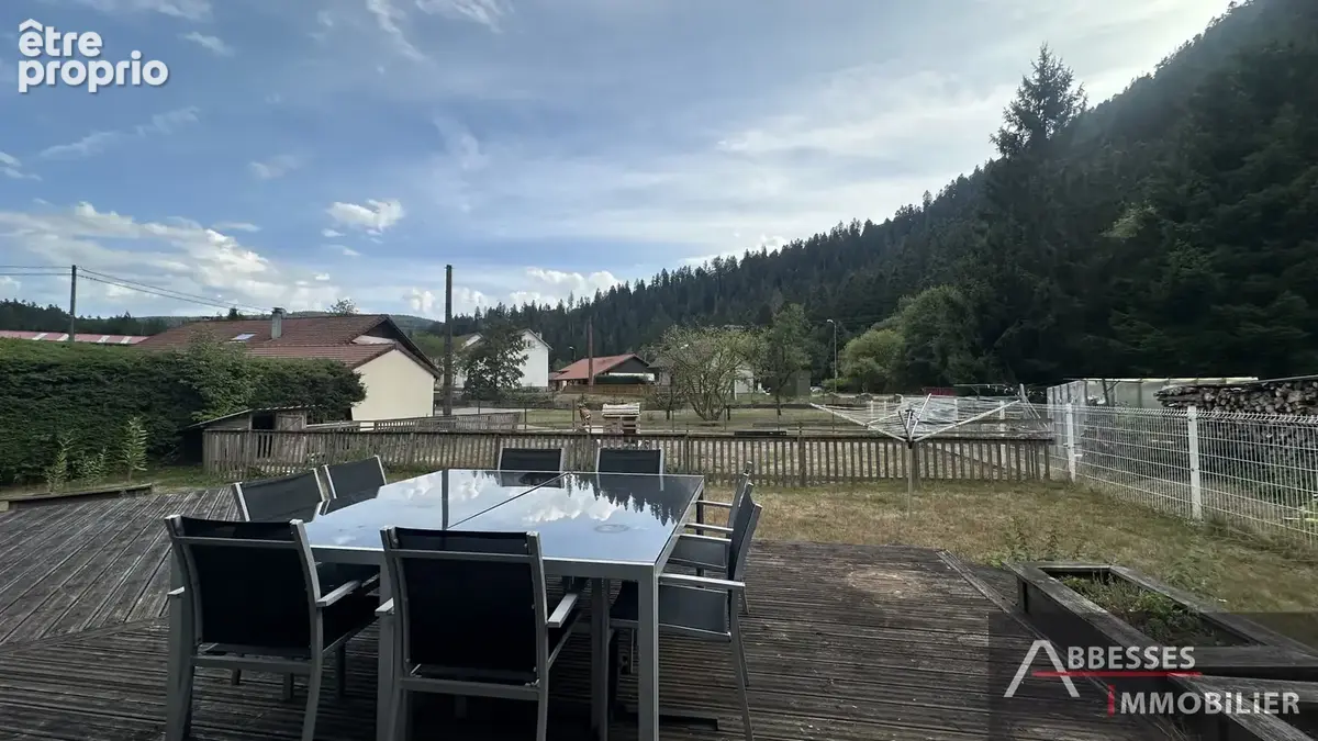 EN EXCLUSIVITÉ - GERARDMER dans un secteur calme : Maison type LOFT avec grande dépendance - photo 39