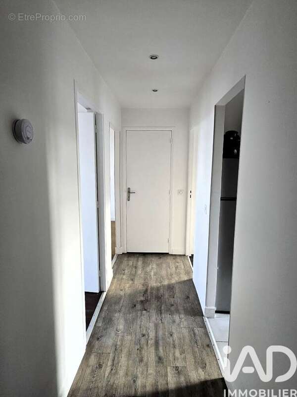 Photo 2 - Appartement à GENNEVILLIERS