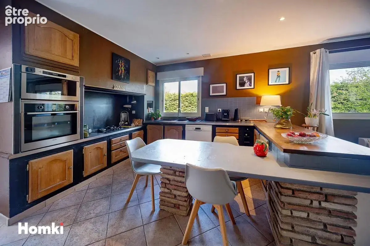 Maison/Villa T8 de 180 m² à Lisle-sur-Tarn 81310 - photo 5