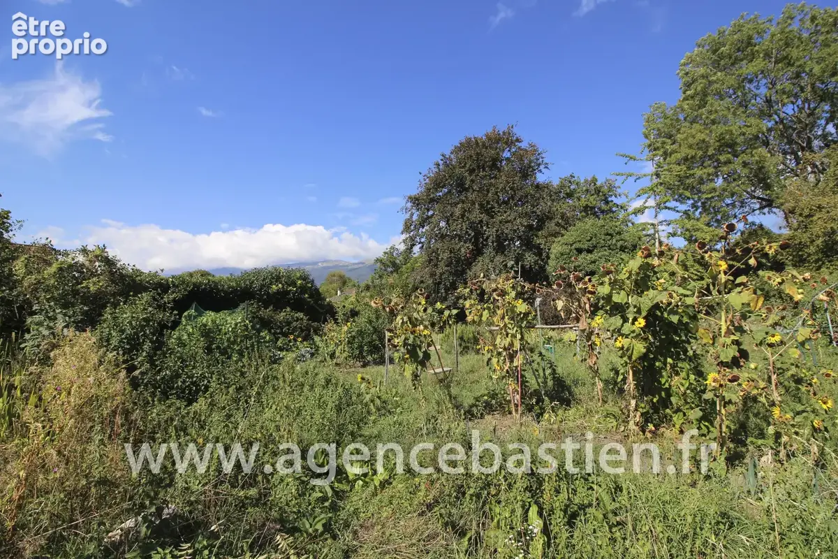 GEX   Terrain constructible de 800 m2 avec vue Mont-Blanc et Alpes   Pitegny   Exclusivité Agence BASTIEN - photo 6