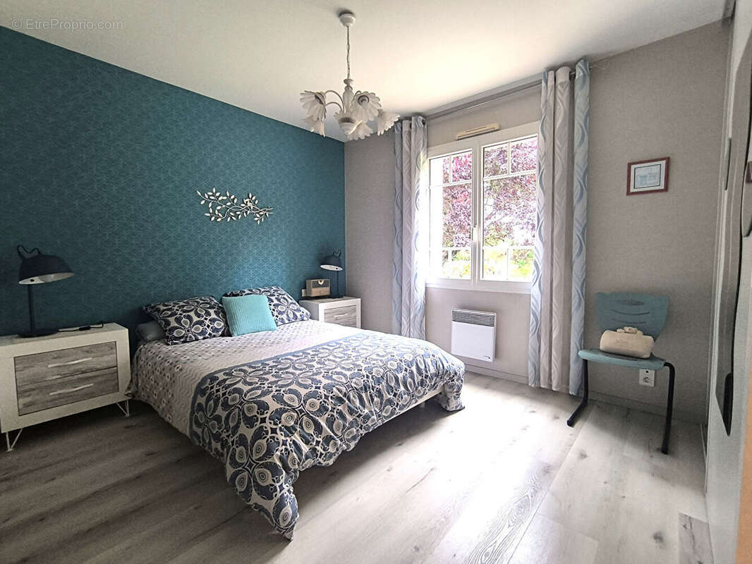 Maison à COMMEQUIERS